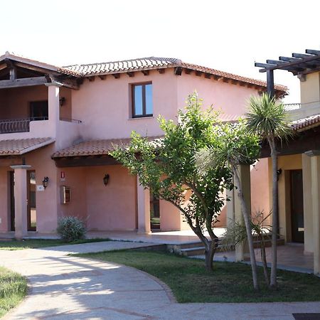 Borgo Dei Pescatori Hotel Aglientu Kültér fotó