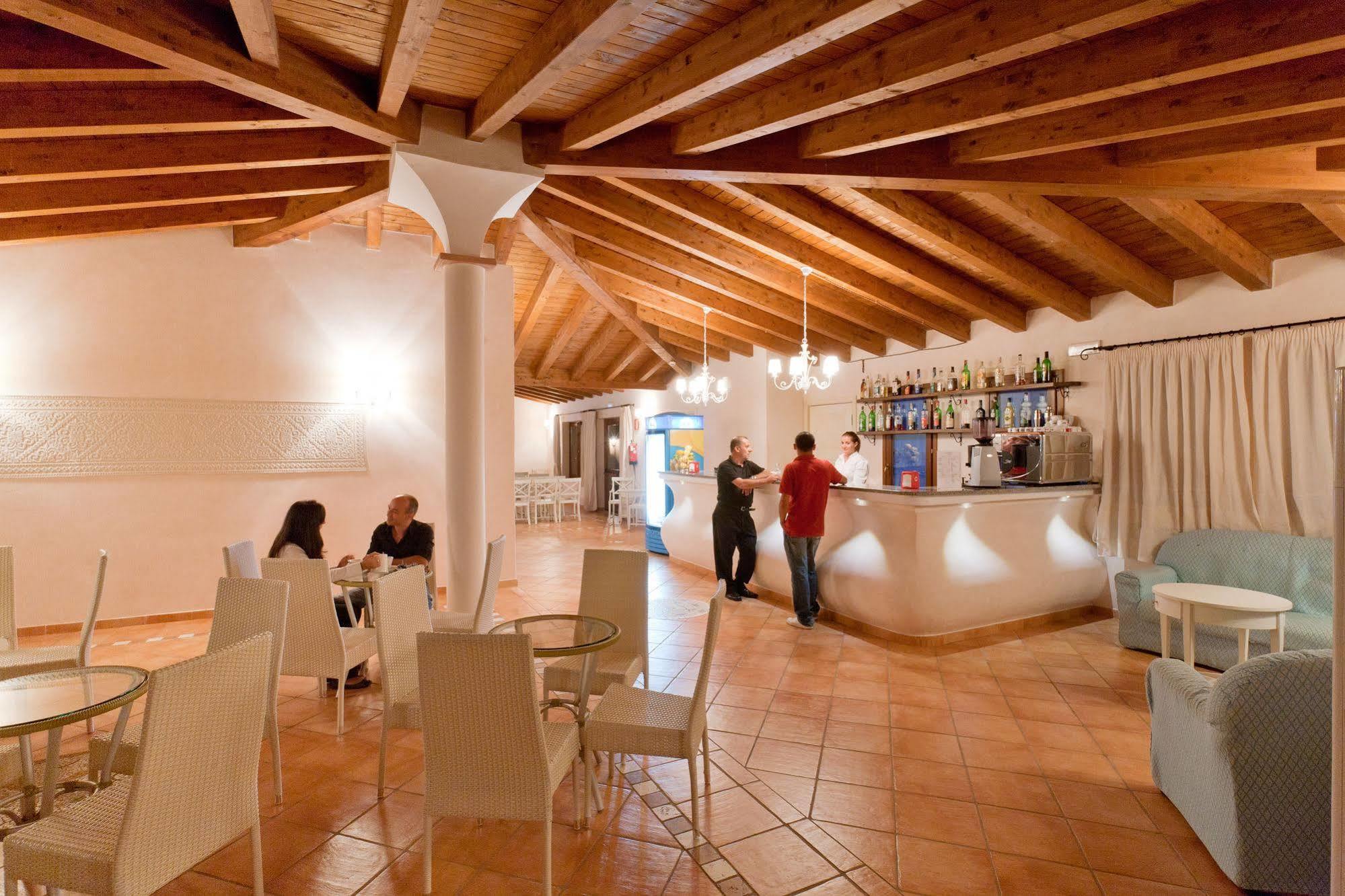 Borgo Dei Pescatori Hotel Aglientu Kültér fotó