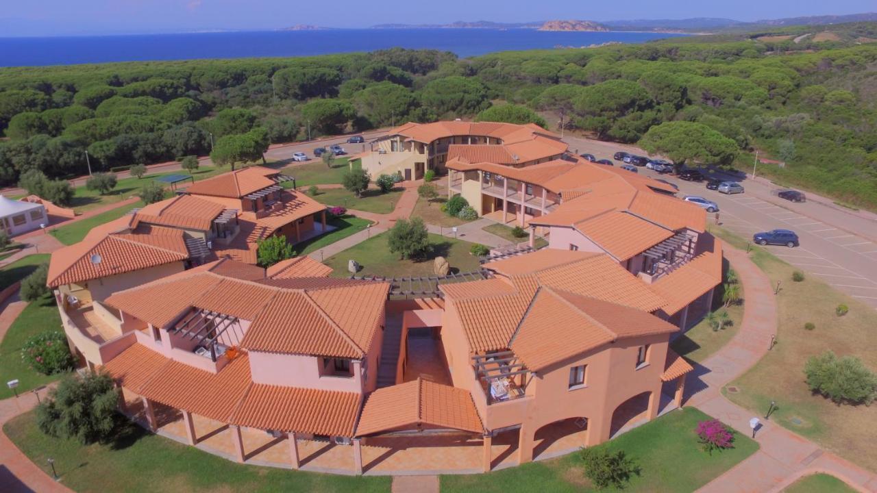 Borgo Dei Pescatori Hotel Aglientu Kültér fotó