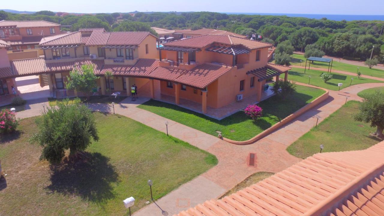 Borgo Dei Pescatori Hotel Aglientu Kültér fotó