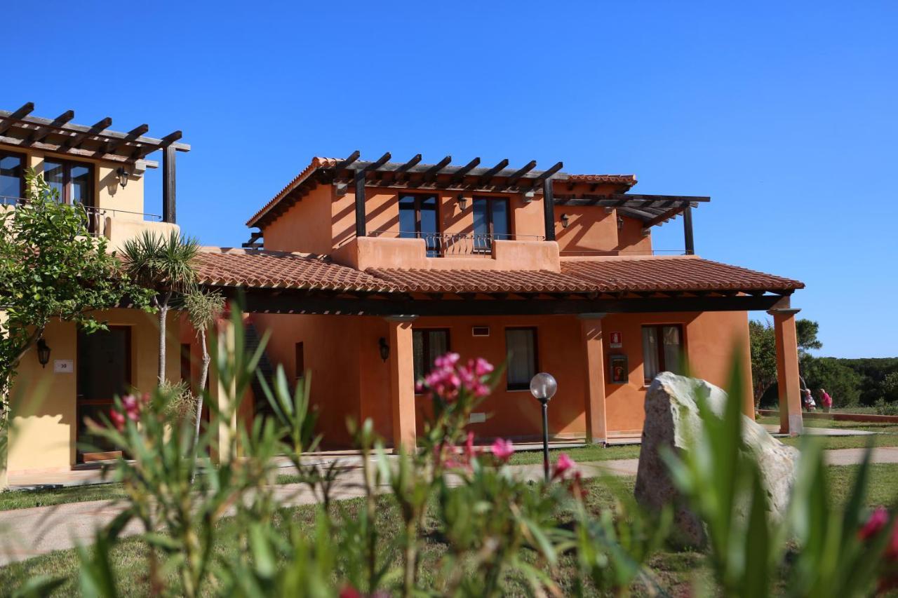 Borgo Dei Pescatori Hotel Aglientu Kültér fotó