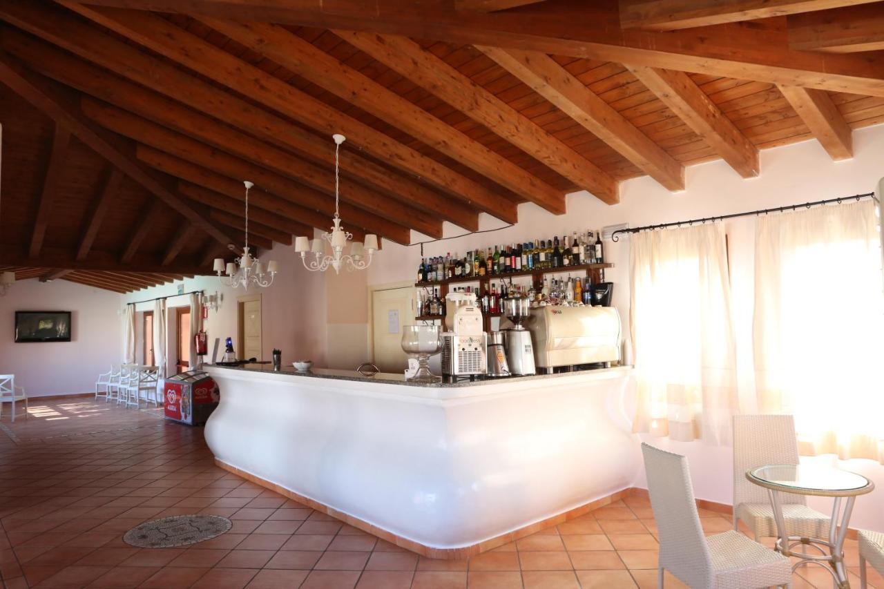 Borgo Dei Pescatori Hotel Aglientu Kültér fotó