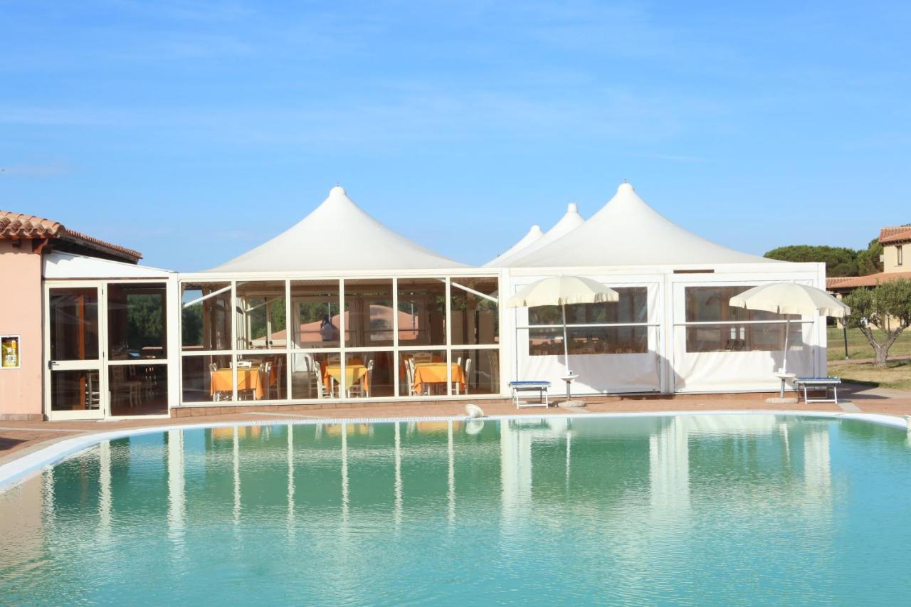 Borgo Dei Pescatori Hotel Aglientu Kültér fotó